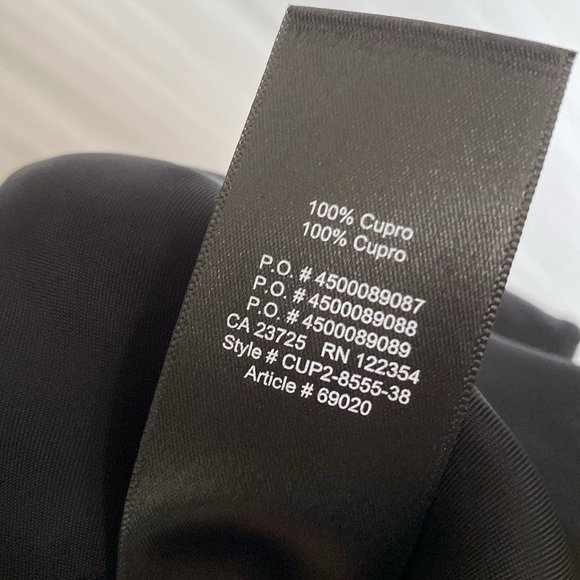 NWT ARITZIA Talula short wrap black, silky dress with Puff short sleeves - Picture 8 of 9